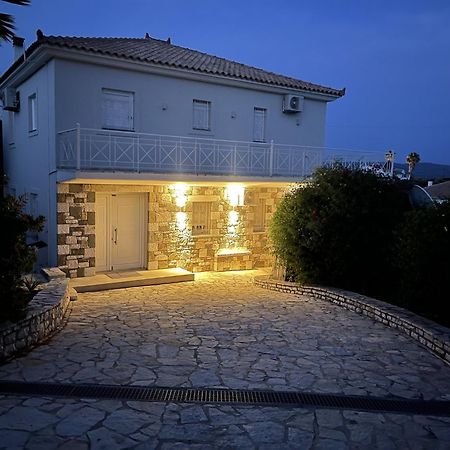 Luxurious Villa In Peloponnese With Swimming Pool Kamária Dış mekan fotoğraf